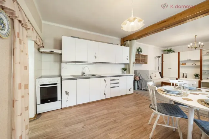Prodej rodinného domu, Polešovice, 260 m2
