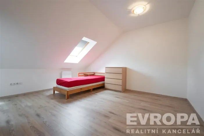 Prodej rodinného domu, Řevnice, Čs. armády, 132 m2