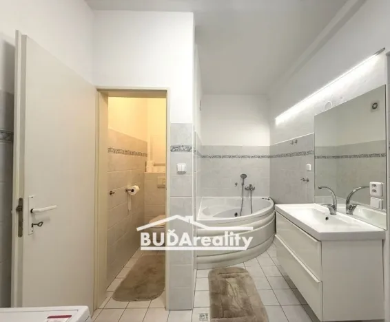 Prodej bytu 3+kk, Zlín, Sokolská, 77 m2