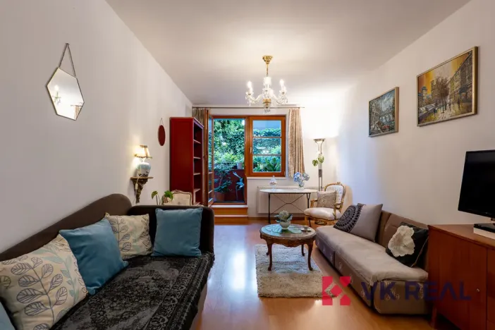Prodej bytu 2+kk, Praha - Břevnov, Šlikova, 63 m2