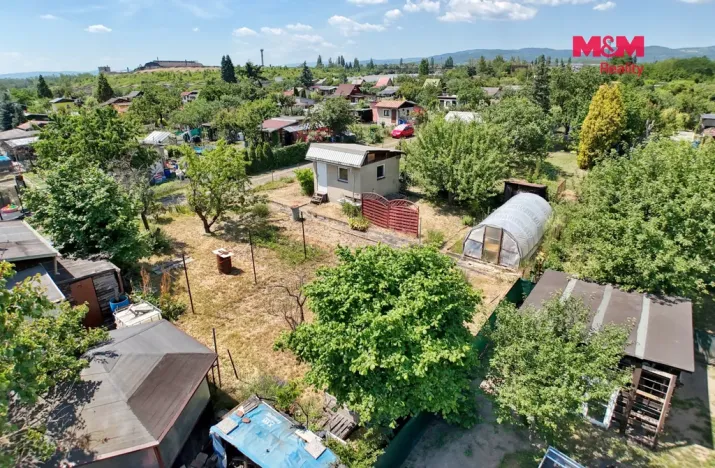 Prodej zahrady, Chomutov, 385 m2
