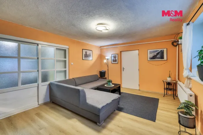 Prodej rodinného domu, Bor - Holostřevy, 200 m2