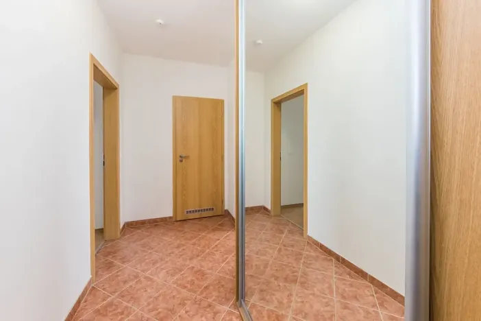 Pronájem bytu 2+kk, Praha - Horní Měcholupy, Hornoměcholupská, 49 m2