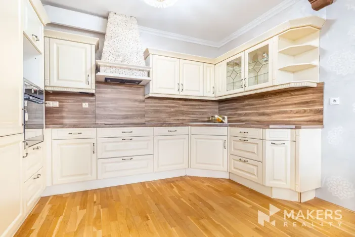 Pronájem bytu 3+kk, Praha - Smíchov, U Dívčích hradů, 100 m2