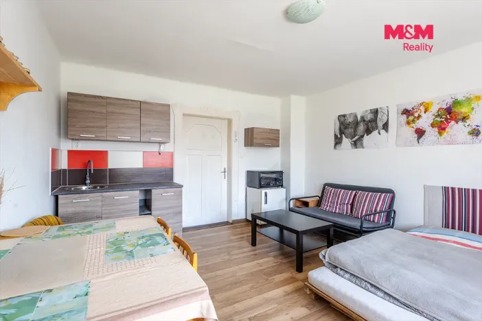 Prodej rodinného domu, Mikulášovice, 200 m2