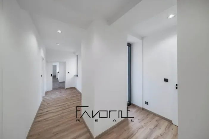 Pronájem bytu 4+kk, Ostrava, U Hrůbků, 111 m2