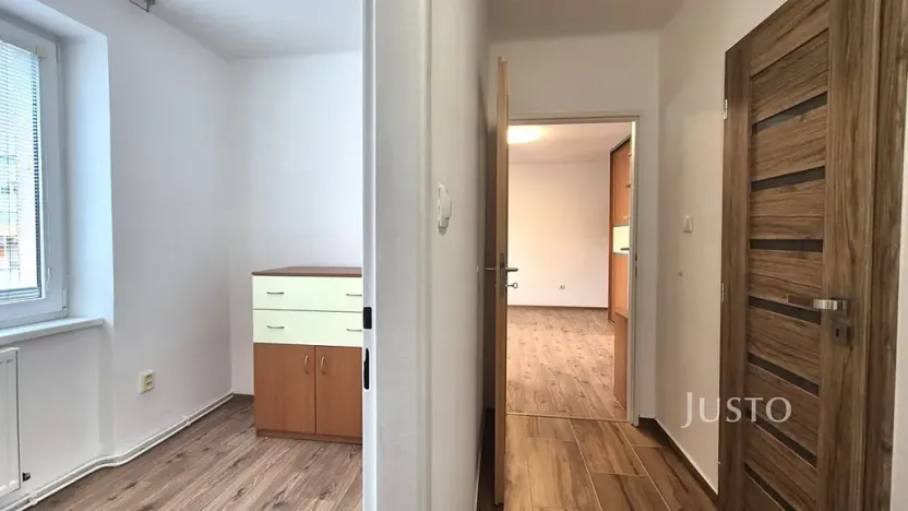 Pronájem bytu 2+kk, Písek, Nádražní, 32 m2