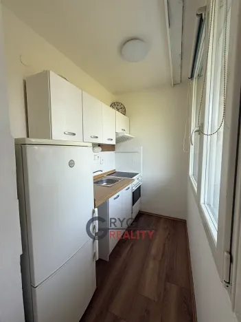 Prodej bytu 1+kk, Praha - Troja, K sadu, 26 m2