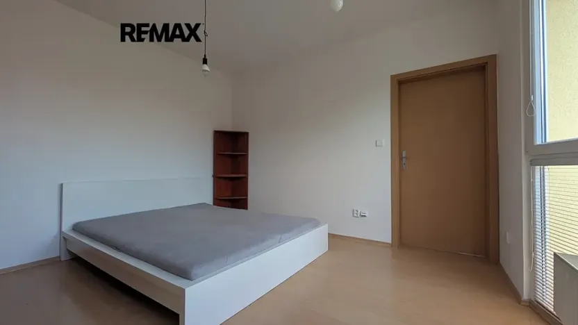 Pronájem bytu 2+kk, Praha - Újezd nad Lesy, Račiněveská, 51 m2