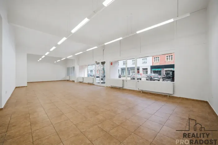 Pronájem obchodního prostoru, Pardubice - Zelené Předměstí, Smilova, 230 m2