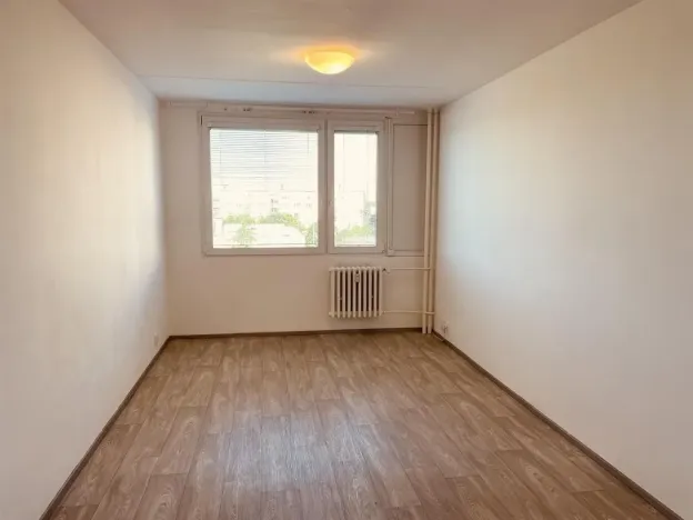 Pronájem bytu 2+kk, Praha - Kamýk, Pšenčíkova, 43 m2
