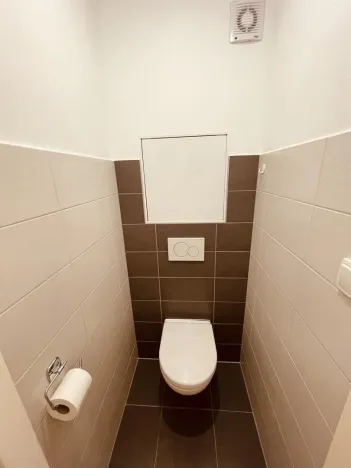 Pronájem bytu 2+kk, Praha - Kamýk, Pšenčíkova, 43 m2