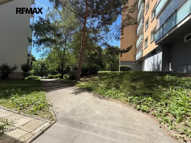 Prodej bytu 3+1, Brno, Okrouhlá, 66 m2