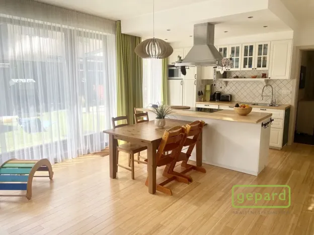 Pronájem bytu 4+kk, Dobřichovice, Anežky České, 100 m2