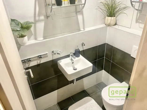Pronájem bytu 4+kk, Dobřichovice, Anežky České, 100 m2