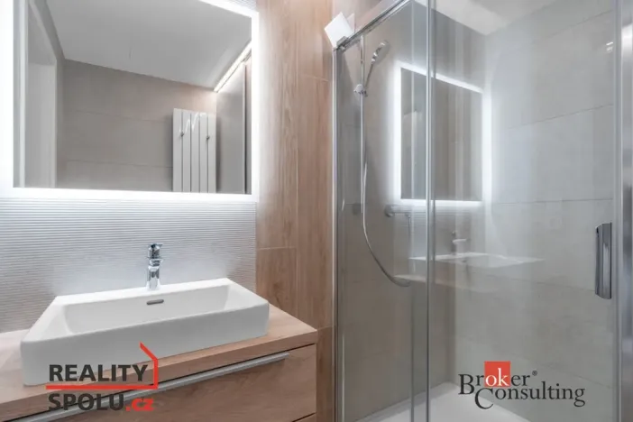 Pronájem bytu 1+kk, Velké Meziříčí, Jiřího Michlíčka, 29 m2