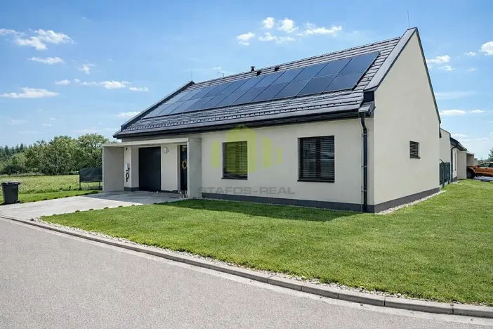 Prodej rodinného domu, Ústín, 128 m2