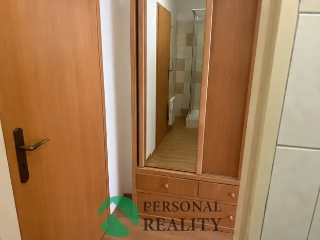 Pronájem bytu 1+kk, Neratovice, Hlavní, 25 m2