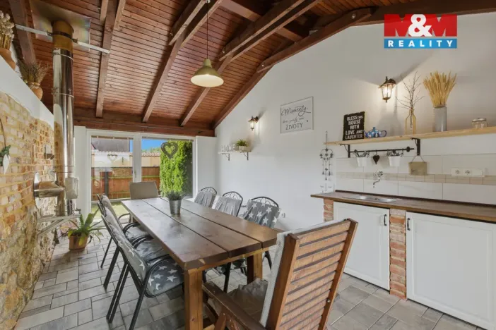 Prodej rodinného domu, Kněževes, U haldy, 155 m2