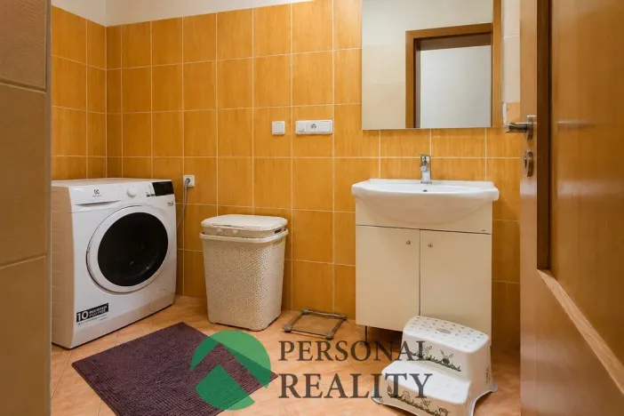 Prodej bytu 4+kk, Milovice, Kaštanová, 92 m2