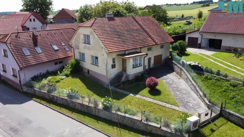 Prodej rodinného domu, Černotín - Hluzov, 218 m2
