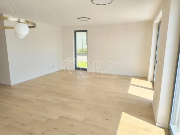 Pronájem bytu 4+kk, Vysoký Újezd, Na Výsluní, 106 m2
