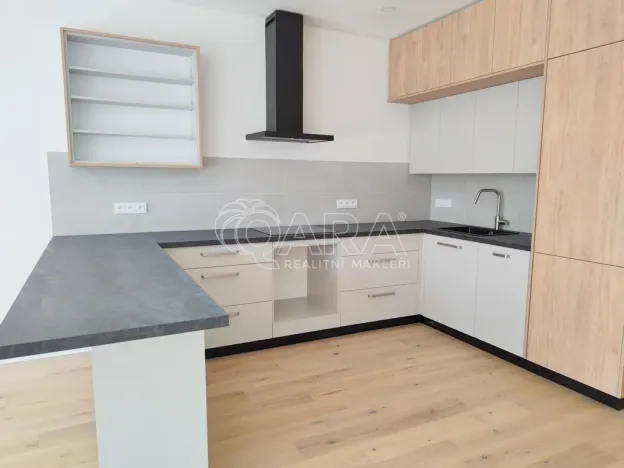 Pronájem bytu 4+kk, Vysoký Újezd, Na Výsluní, 106 m2