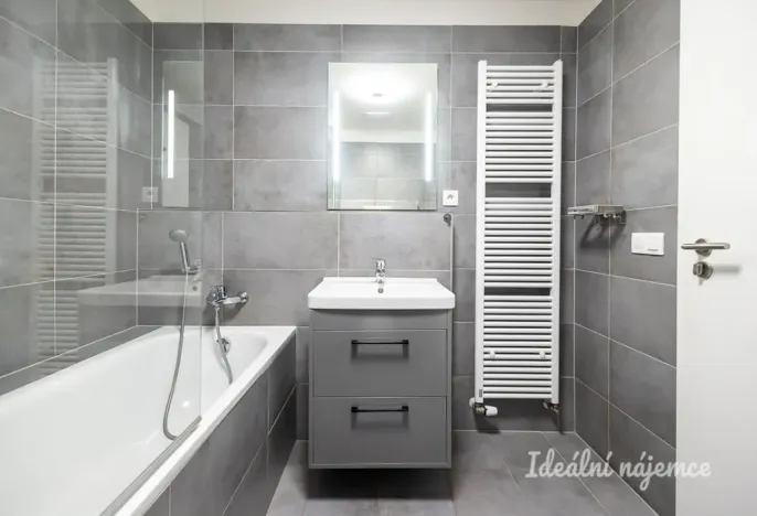 Pronájem bytu 2+kk, Praha - Vysočany, Strnadových, 50 m2