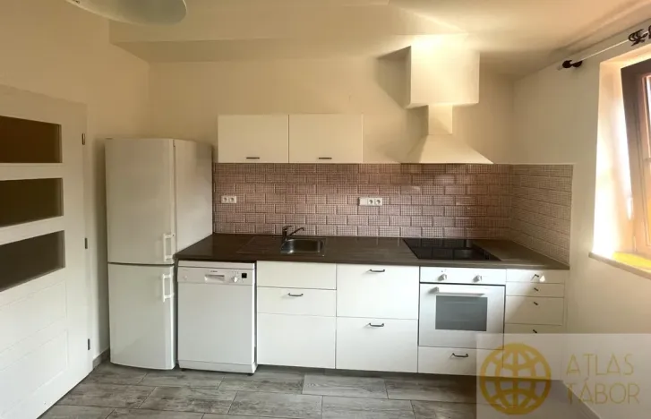 Pronájem bytu 2+kk, Tábor, Převrátilská, 46 m2