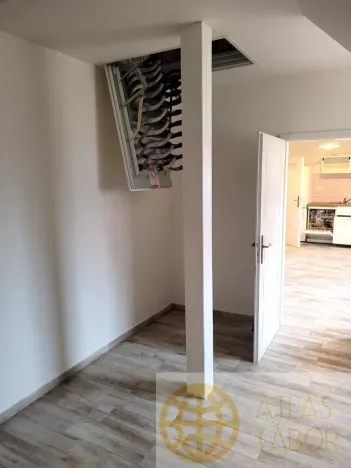 Pronájem bytu 2+kk, Tábor, Převrátilská, 46 m2