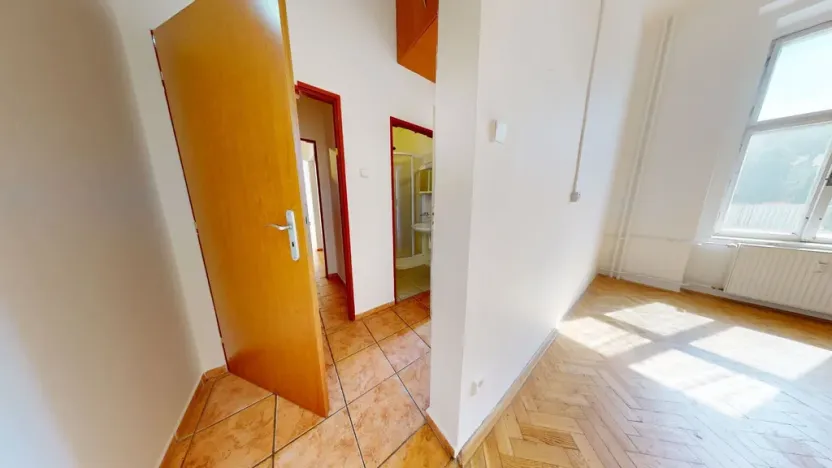 Prodej atypického bytu, Karlovy Vary, I. P. Pavlova, 50 m2