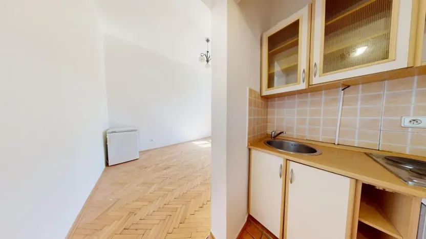 Prodej atypického bytu, Karlovy Vary, I. P. Pavlova, 50 m2
