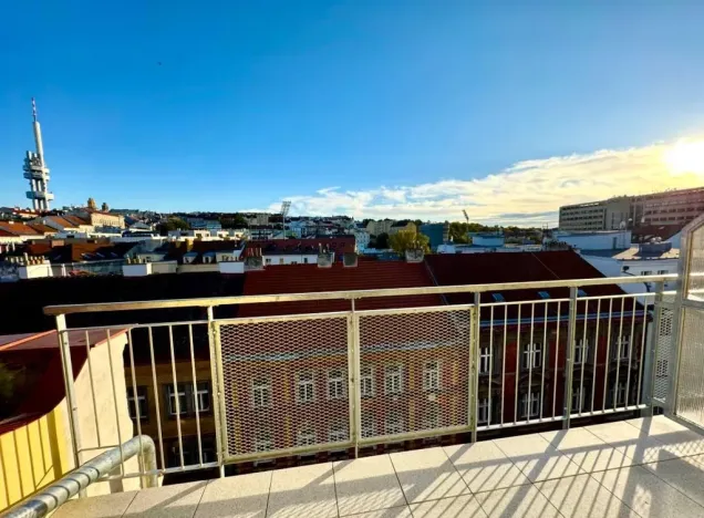 Pronájem bytu 2+kk, Praha - Žižkov, Husitská, 45 m2