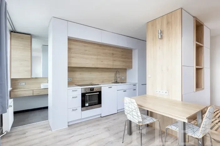 Pronájem bytu 1+kk, Praha - Záběhlice, Topolová, 31 m2