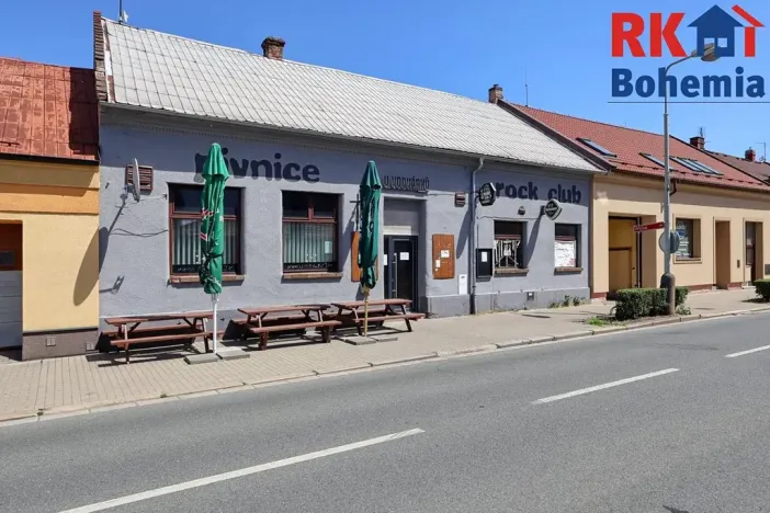 Prodej restaurace, Kolín, Veltrubská, 411 m2