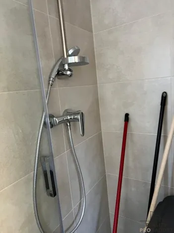 Pronájem atypického bytu, Braškov, Pražská, 20 m2