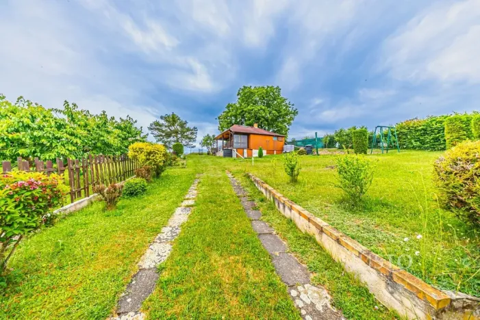 Prodej chaty, Lešany - Břežany, 38 m2