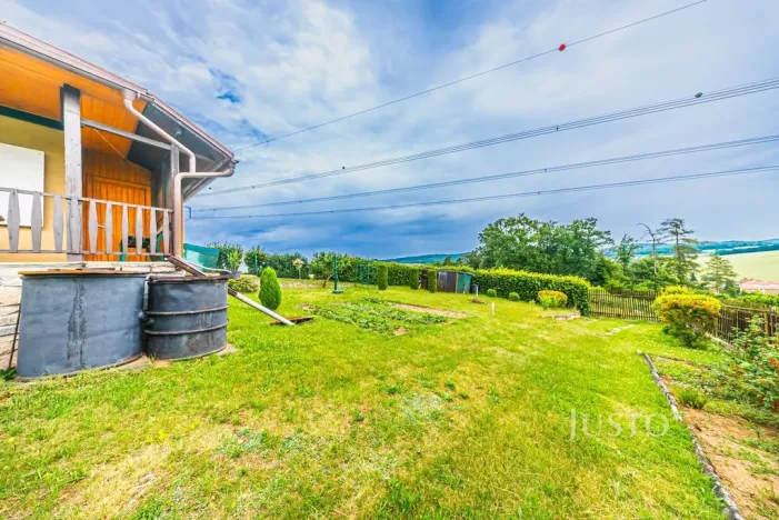 Prodej chaty, Lešany - Břežany, 38 m2
