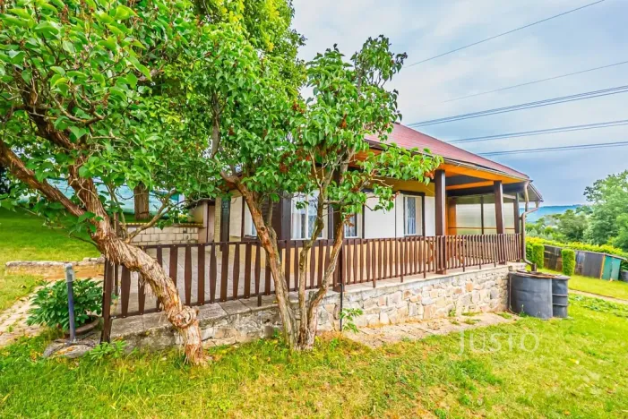 Prodej chaty, Lešany - Břežany, 38 m2