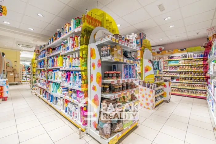 Prodej obchodního prostoru, Zlín, třída Tomáše Bati, 247 m2
