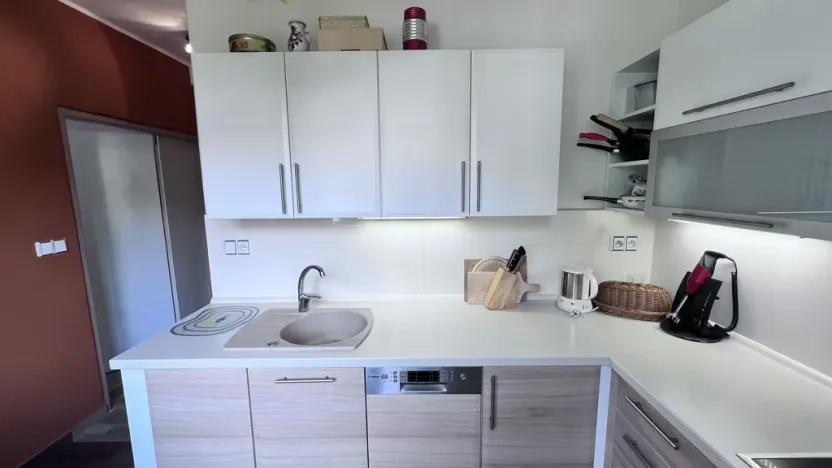 Prodej bytu 2+1, Zlín, Dukelská, 57 m2
