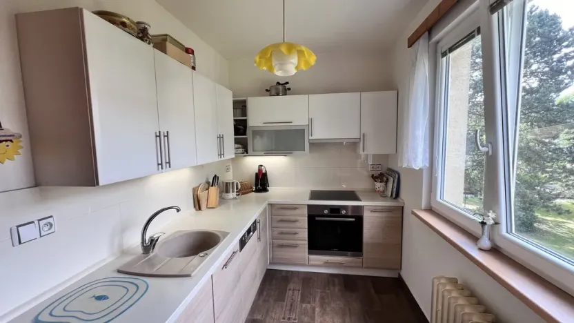 Prodej bytu 2+1, Zlín, Dukelská, 57 m2