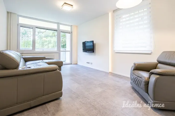 Pronájem bytu 4+1, Praha - Kamýk, Rytířova, 83 m2
