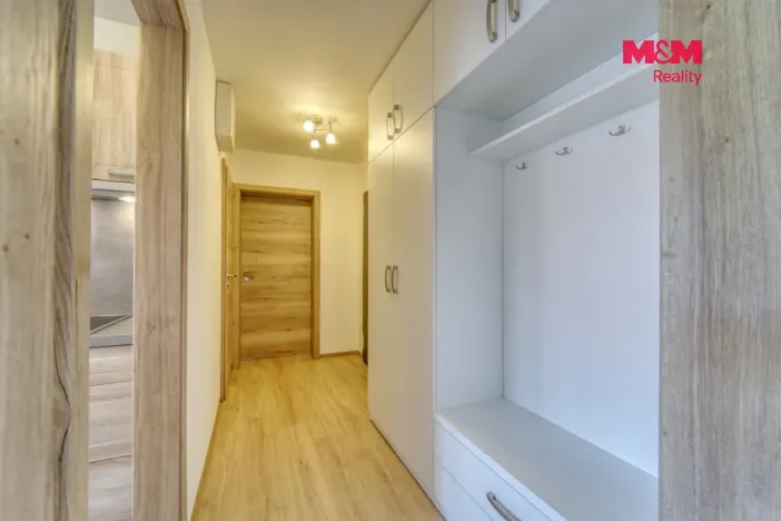 Pronájem bytu 2+1, Rokycany - Střed, Josefa Knihy, 57 m2