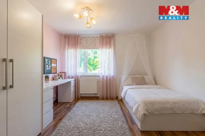 Pronájem bytu 3+1, Mělník, Za Stadionem, 86 m2