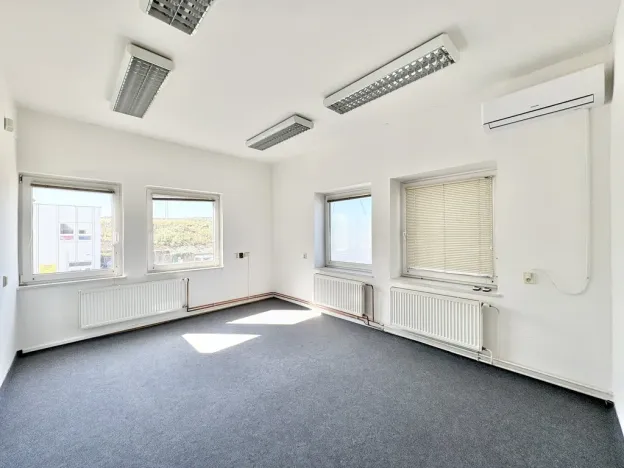 Pronájem kanceláře, Brno, Kaštanová, 58 m2