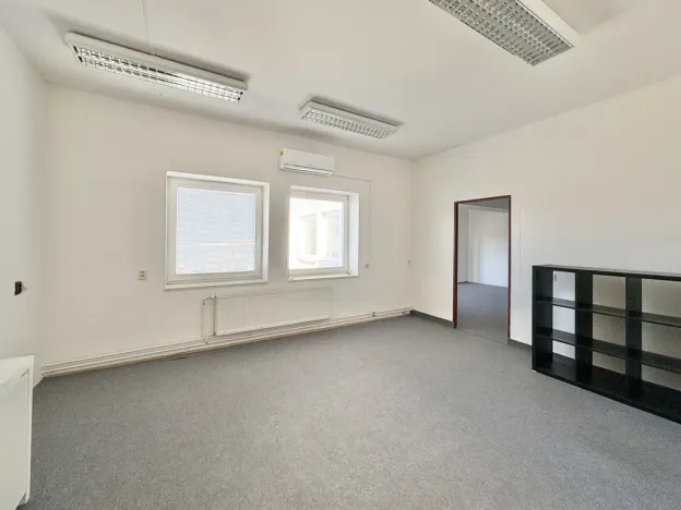 Pronájem kanceláře, Brno, Kaštanová, 58 m2