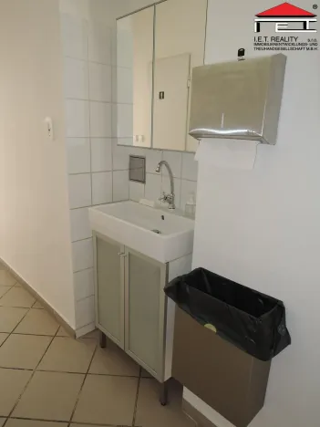 Pronájem kanceláře, Praha - Staré Město, Týnská, 114 m2