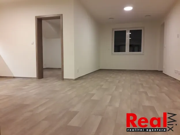 Pronájem bytu 3+kk, Rajhradice, Opatovická, 95 m2