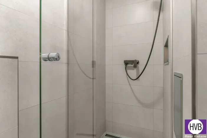 Prodej bytu 1+kk, Praha, Školská, 21 m2